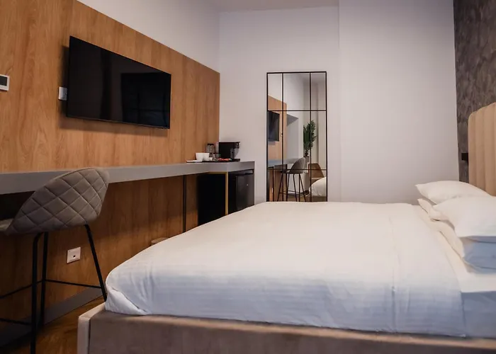 Deluxe King Room